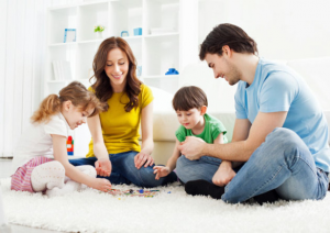 JUEGO EN FAMILIA JUEGO EN FAMILIA